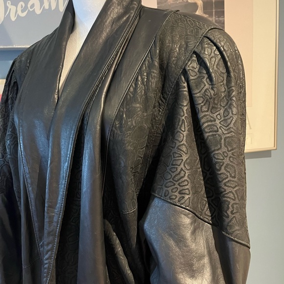 Vintage, Leather jacket - Picture 2 of 5